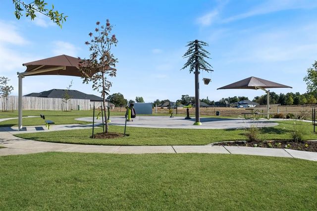 363 Park Lane, Harrah, OK 73045