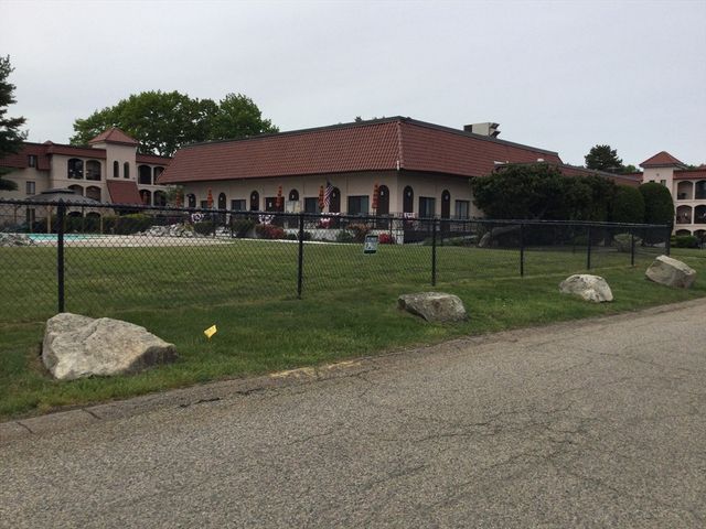 685 Oak Street 4-4, Brockton, MA 02301