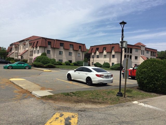 685 Oak Street 4-4, Brockton, MA 02301