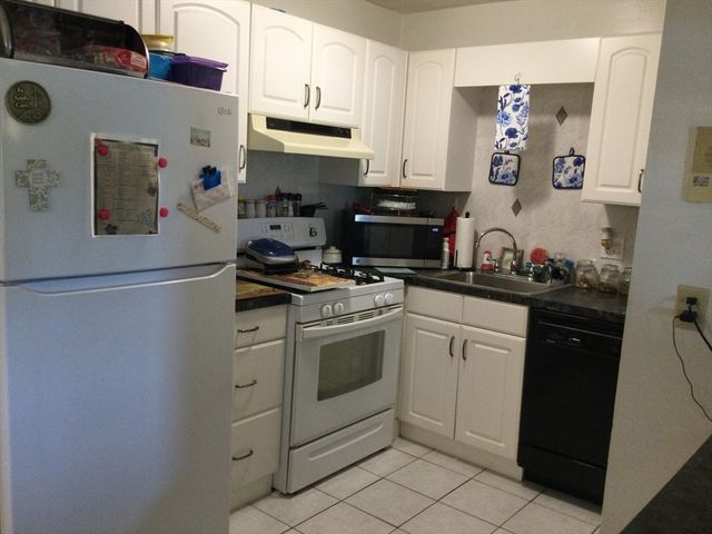 685 Oak Street 4-4, Brockton, MA 02301