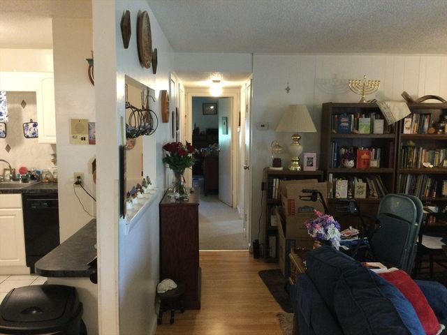 685 Oak Street 4-4, Brockton, MA 02301