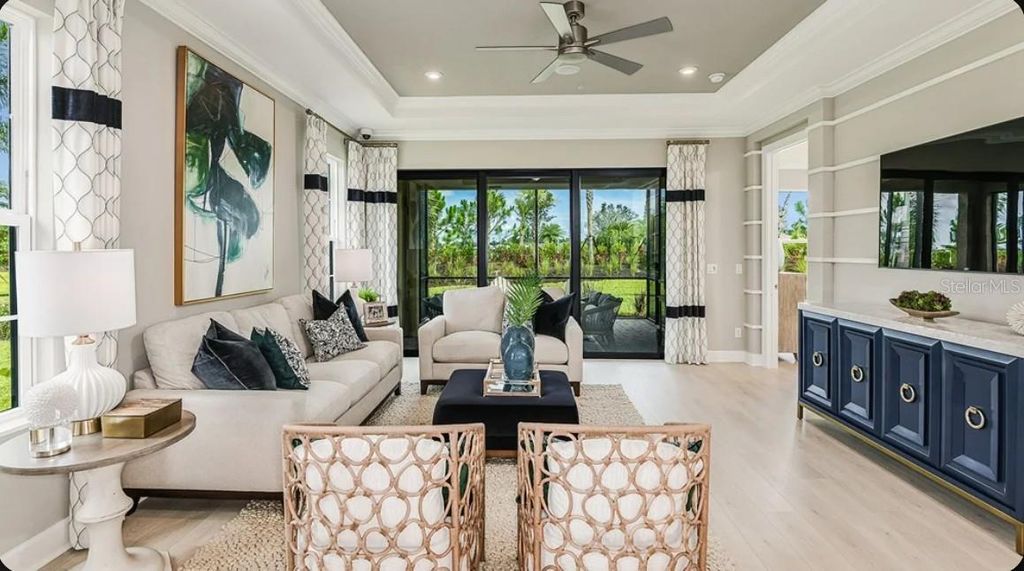 Image 11 of property listing at 14521 DERNA TERRACE, Bradenton, FL 34211