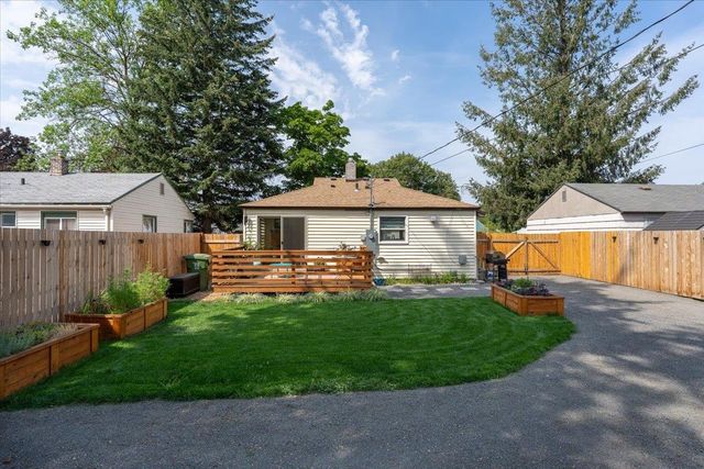 5624 N Alberta St, Spokane, WA 99205