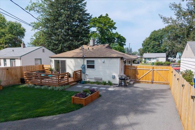5624 N Alberta St, Spokane, WA 99205