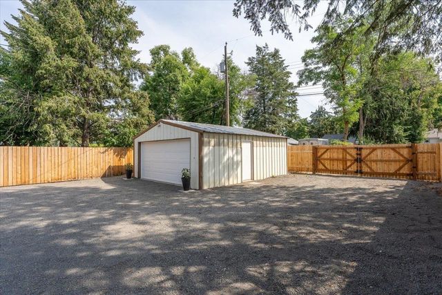 5624 N Alberta St, Spokane, WA 99205