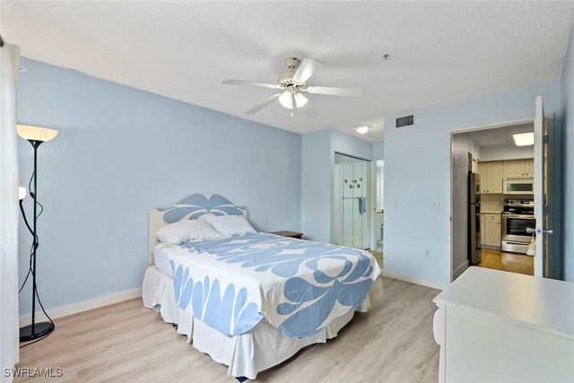 1180 Wildwood Lakes BLVD 303, Naples, FL 34104