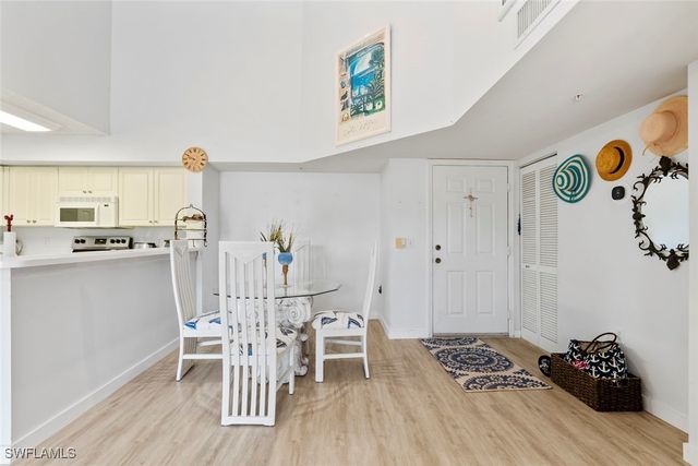 1180 Wildwood Lakes BLVD 303, Naples, FL 34104