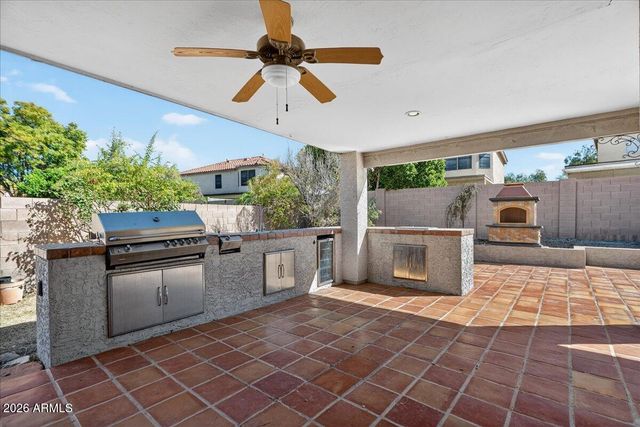 28411 N 33RD Avenue, Phoenix, AZ 85083