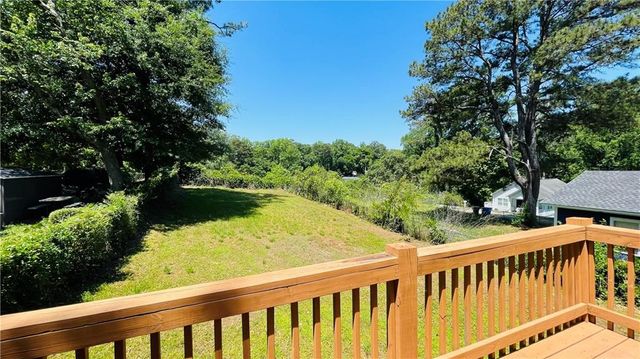 656 Cedar Avenue NW, Atlanta, GA 30318
