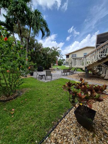 87 Bedford D, West Palm Beach, FL 33417