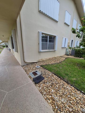 87 Bedford D, West Palm Beach, FL 33417