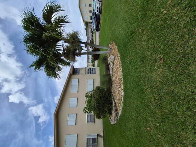 87 Bedford D, West Palm Beach, FL 33417