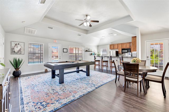 324 Jennifer Court, Weatherford, TX 76086