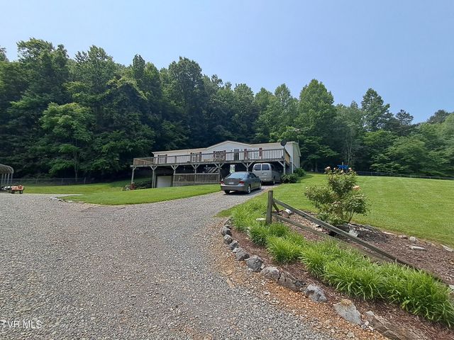 860 Iron Bridge Road, Mosheim, TN 37818