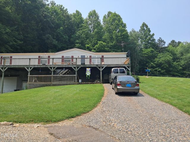 860 Iron Bridge Road, Mosheim, TN 37818