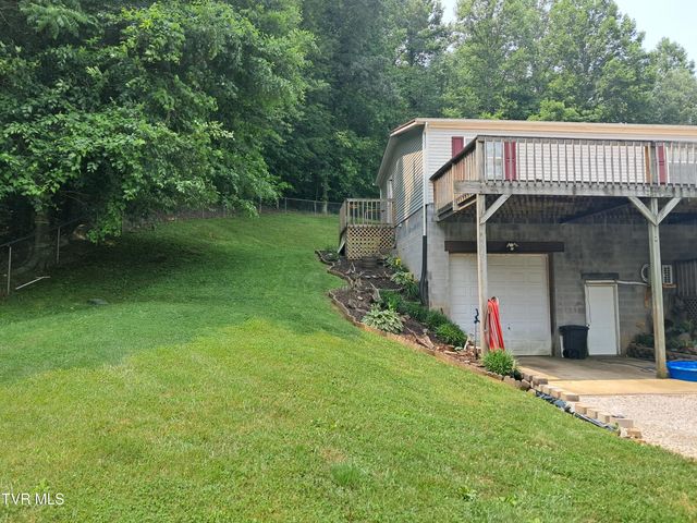 860 Iron Bridge Road, Mosheim, TN 37818
