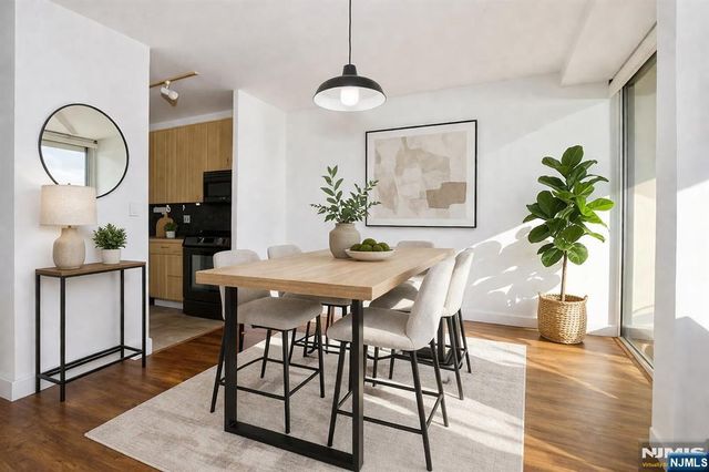 4 Horizon Road 1027, Fort Lee, NJ 07024