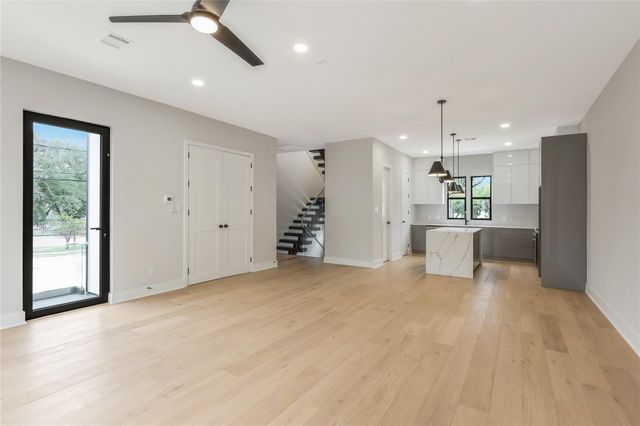 2229 Blalock Road, Houston, TX 77080