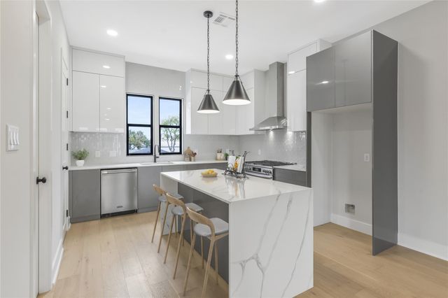 2229 Blalock Road, Houston, TX 77080