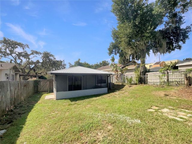120 E POINSETTIA STREET, Lakeland, FL 33803