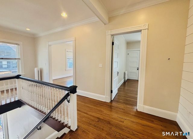 142 Broad Street, Norwich, CT 06360