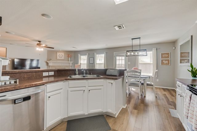 9805 Tanglebrush Drive, Mckinney, TX 75072