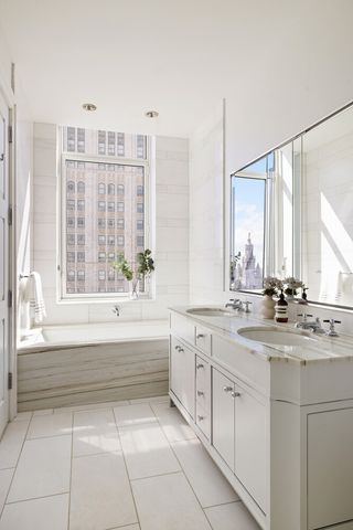 30 Park Pl Apt 48B, New York City, NY 10007