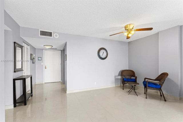3800 S Ocean Drive 301, Hollywood, FL 33019