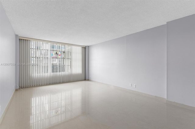 3800 S Ocean Drive 301, Hollywood, FL 33019