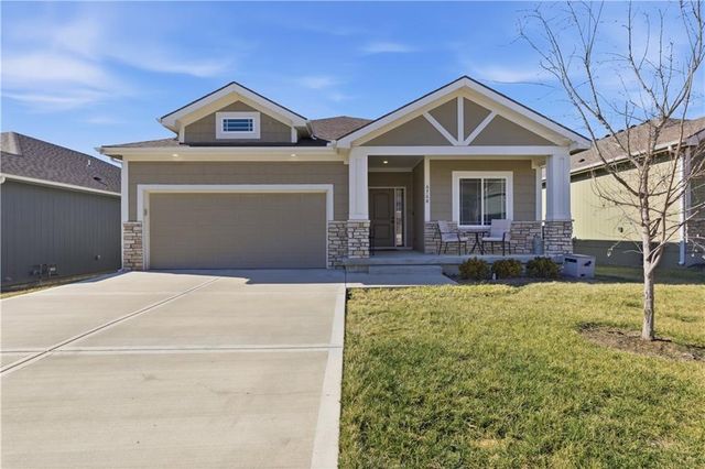 6768 Prairie Lane, Parkville, MO 64152