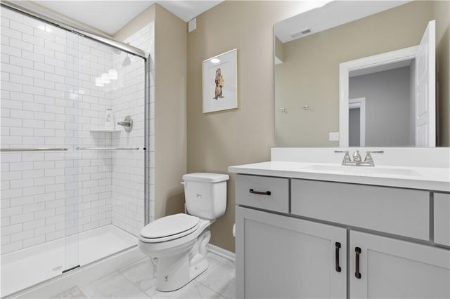 6768 Prairie Lane, Parkville, MO 64152