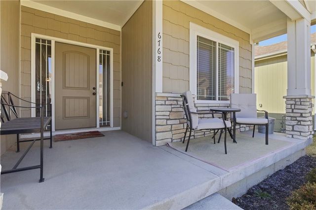 6768 Prairie Lane, Parkville, MO 64152