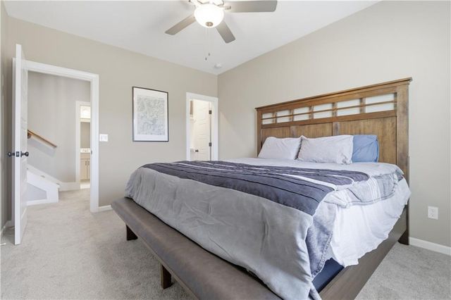 6768 Prairie Lane, Parkville, MO 64152