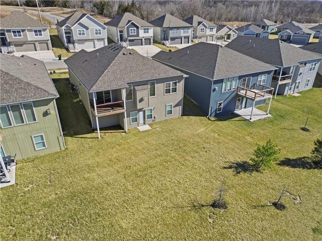 6768 Prairie Lane, Parkville, MO 64152