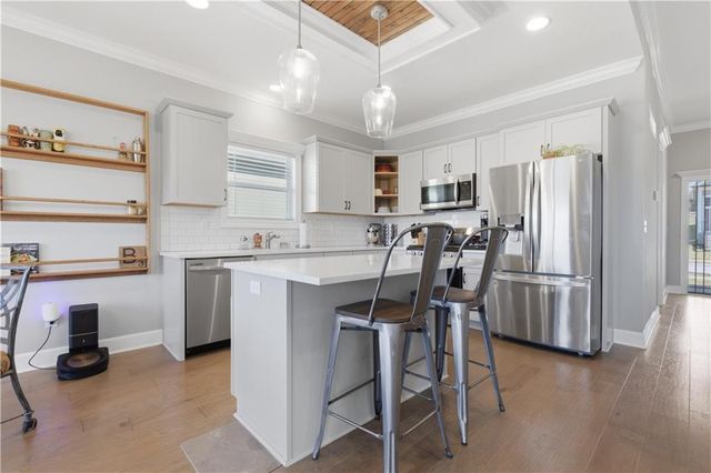 6768 Prairie Lane, Parkville, MO 64152