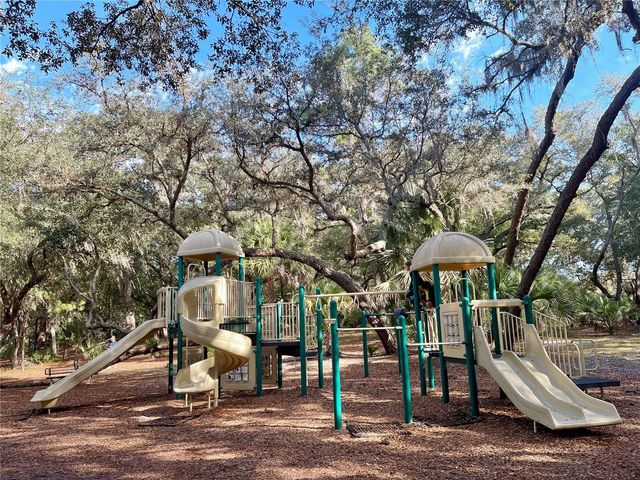 502 WILLOWLAKE COURT, Lake Mary, FL 32746