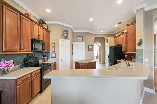 502 WILLOWLAKE COURT, Lake Mary, FL 32746