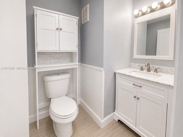 510 NW 103rd Terrace, Pembroke Pines, FL 33026