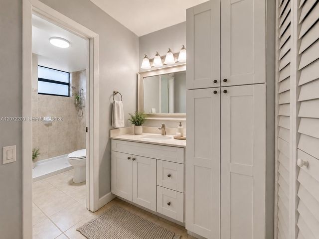 510 NW 103rd Terrace, Pembroke Pines, FL 33026