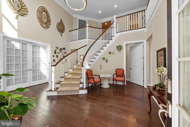 26 DOGLEG LN, Lawrence Township, NJ 08648