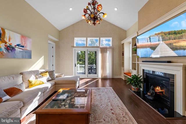 26 DOGLEG LN, Lawrence Township, NJ 08648