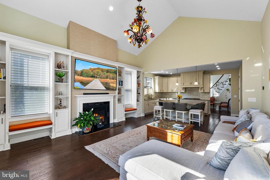 Image 19 of property listing at 26 DOGLEG LN, Lawrence Township, NJ 08648