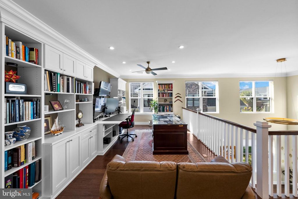 Image 41 of property listing at 26 DOGLEG LN, Lawrence Township, NJ 08648