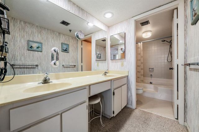 11590 SHIPWATCH DRIVE 347, Largo, FL 33774