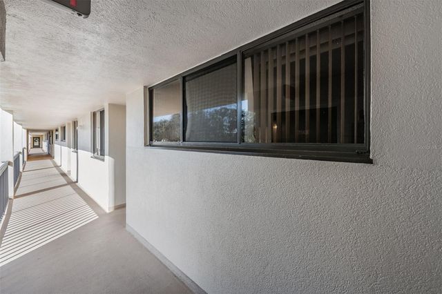 11590 SHIPWATCH DRIVE 347, Largo, FL 33774