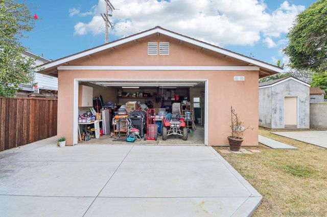 559 Silver Strand Blvd, Imperial Beach, CA 91932