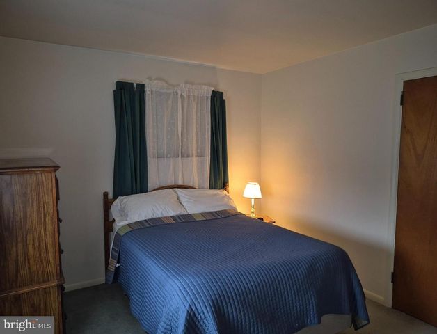 602 CARSONIA AVE, Reading, PA 19606