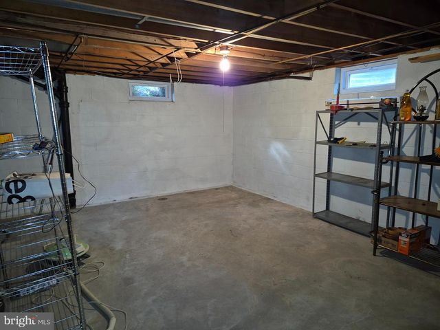 602 CARSONIA AVE, Reading, PA 19606