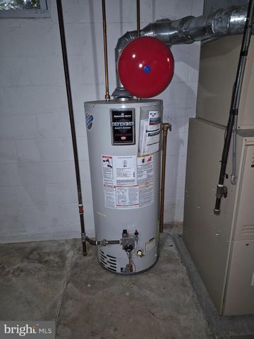 602 CARSONIA AVE, Reading, PA 19606