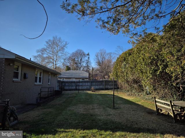 602 CARSONIA AVE, Reading, PA 19606